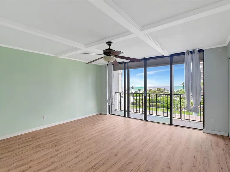 1581 Gulf Blvd #302N — Photo 14