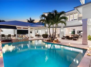 615 Binnacle DR, NAPLES, FL 34103