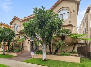 7040 Flight Ave., Los Angeles, CA 90045