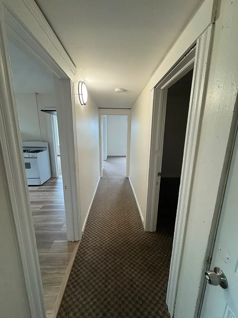 3 bed, $1,195 — Photo 3
