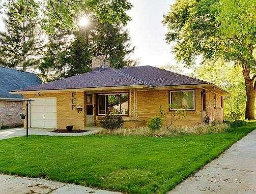 1st image of 10548 W Woodward Ave