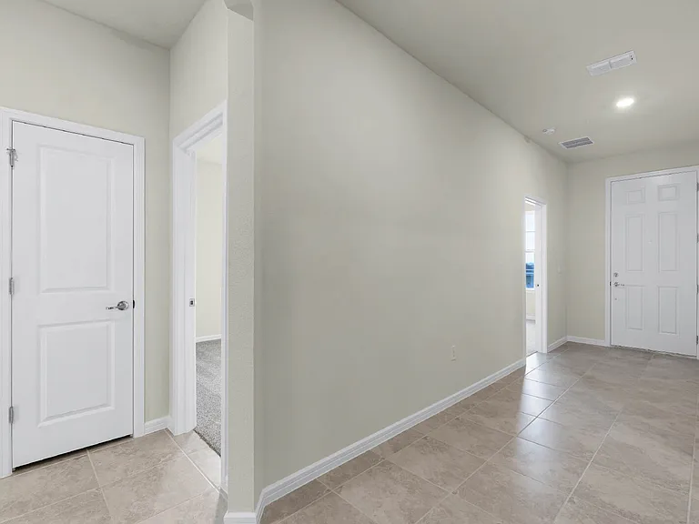 14307 Noto Ave — Photo 3