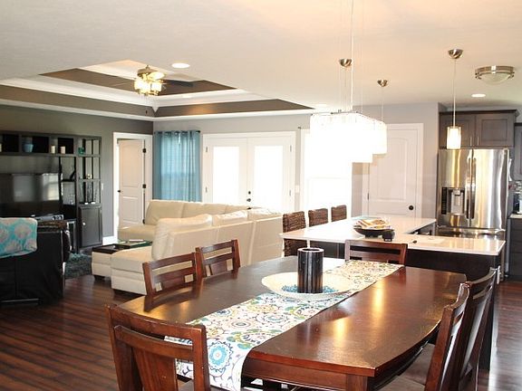 4th image of 2304 Elias Dr