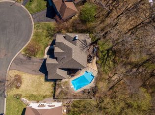 16570 Lake Ridge Dr, Maple Grove, MN 55311