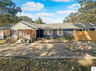 19617 Lakeview Ave, Warsaw, MO 65355