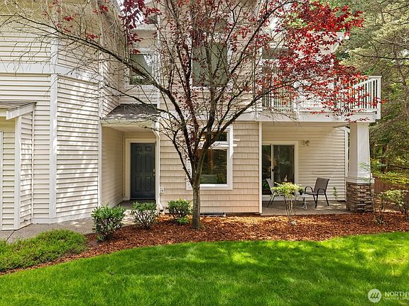 3rd image of 22112 Ave S 42nd Avenue S #104