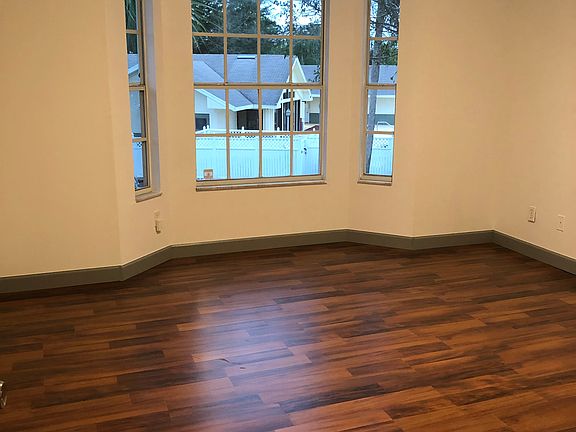 5th image of 1381 Wildwood Lakes Blvd Unit 6