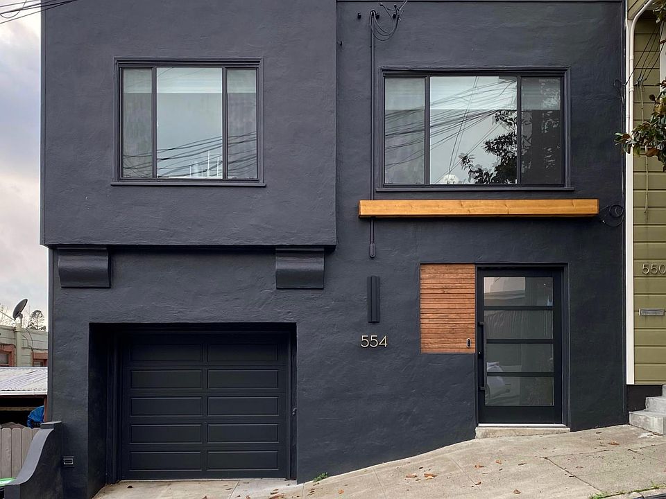 1st image of 554 Banks St