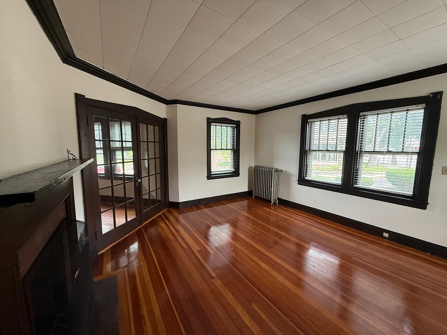 2 bed, $3,000 — Photo 4