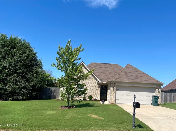 8130 Shae Pierce Dr, Southaven, MS 38671
