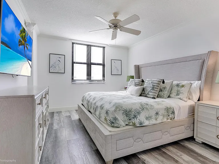 651 Okeechobee Blvd #509 — Photo 8
