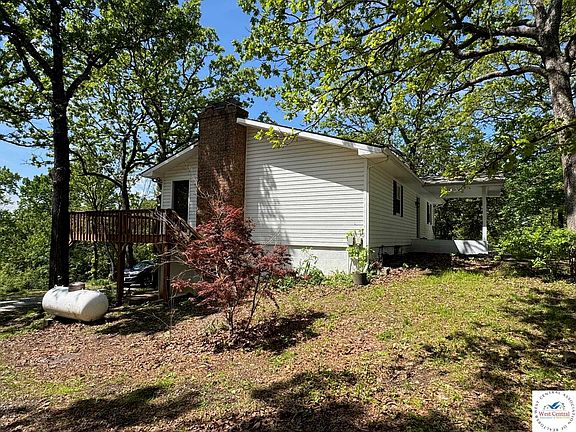 2nd image of 21158 Dwyer Rd