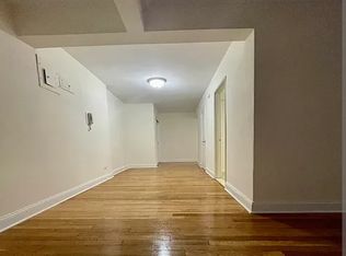 166-05 Highland Ave #2Y, Jamaica, NY 11432