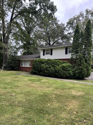 815 Westwood Dr, Tullahoma, TN 37388