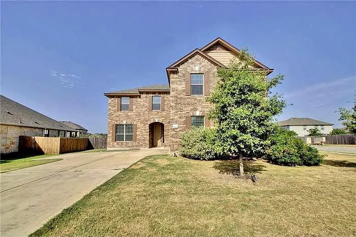 18600 Pencil Cactus Dr — Photo 26