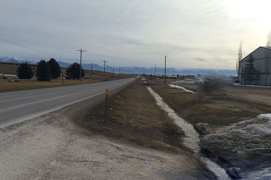 2nd image of 1085 Foys Lake Rd