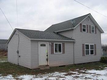 2nd image of 4775 Hunters Creek Rd