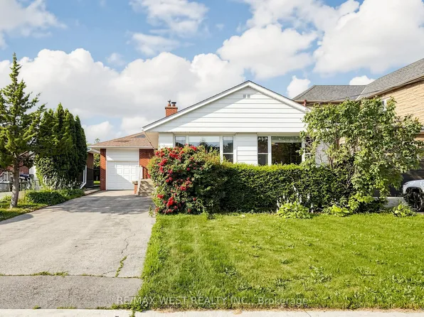 32 Allonsius Dr, Toronto, ON M9C 3N5