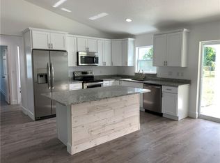 1034 NW 16th Pl, Stuart, FL 34994