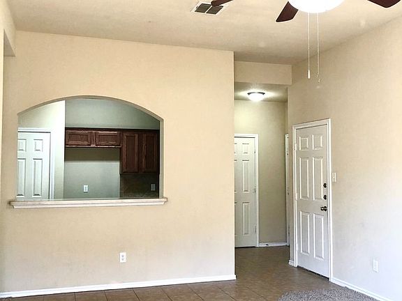 2nd image of 1021 Newcastle Dr