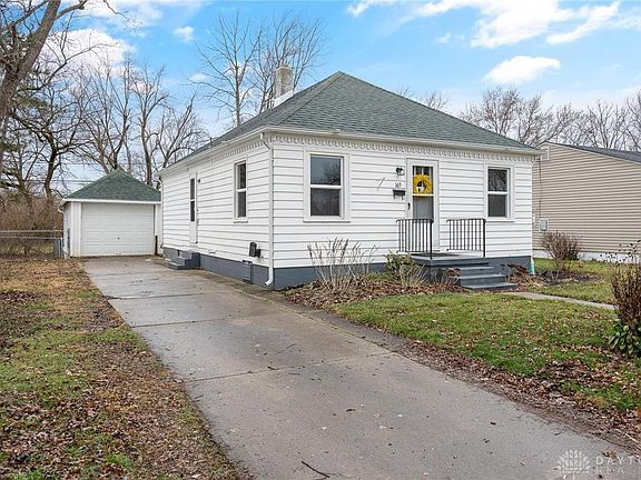 2nd image of 165 Richardson Pl