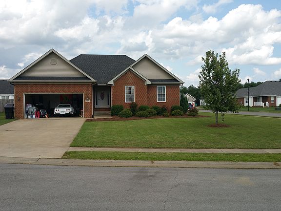 2nd image of 766 Buckeye Ct