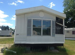 965 Lafayette St, Plainwell, MI 49080