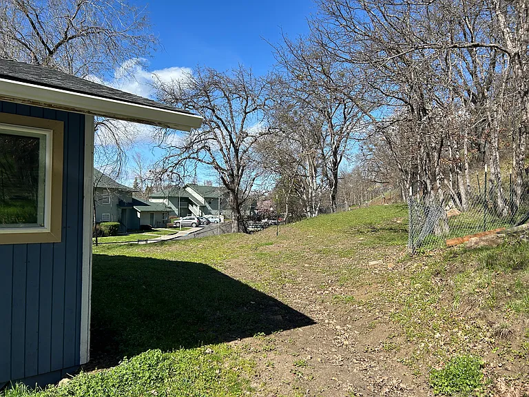 135 Onyx St #7 — Photo 17