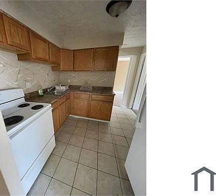 2nd image of 2572 Sarvis Ct #10