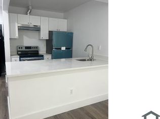 903 Eagle Ave #2B, Bronx, NY 10456