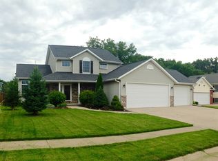 1113 28th Ave, Silvis, IL 61282