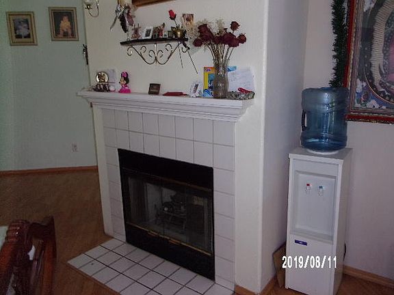 5th image of 410 E Avenue J12