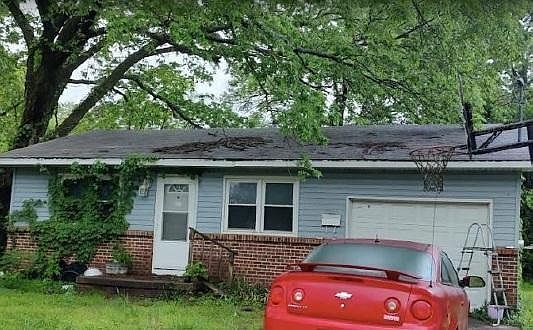 1st image of 420 Horton St