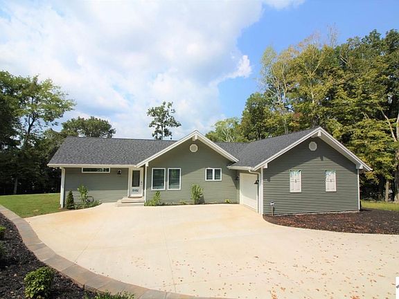2nd image of 73 Roberts Ln