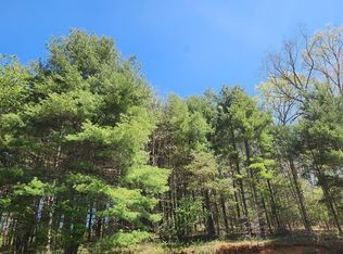 46 Silverleaf Rd, Hillsville, VA 24343