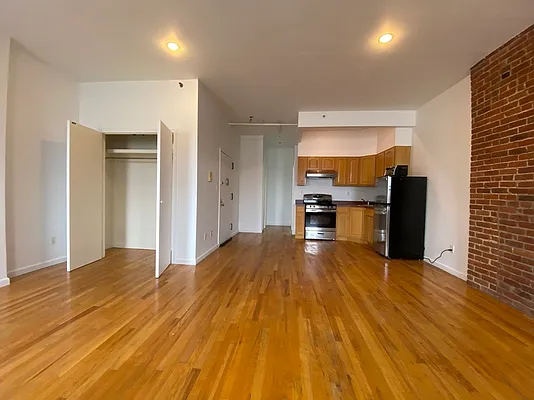 Rented by Living New York | media 17