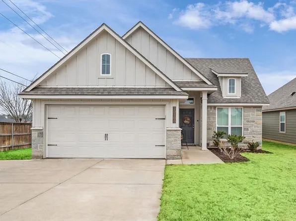 10100 Mickler Ln, Waco, TX 76708