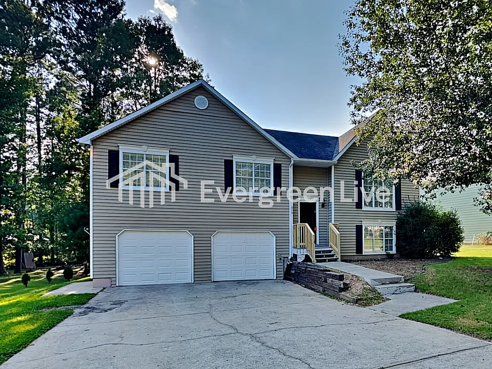 859 Grindstone Dr SW