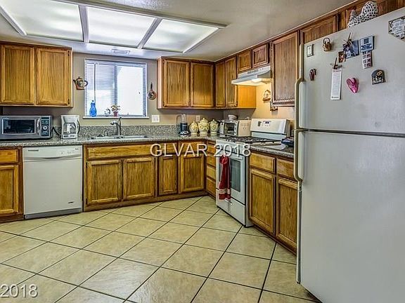 5th image of 5296 Petal Ave