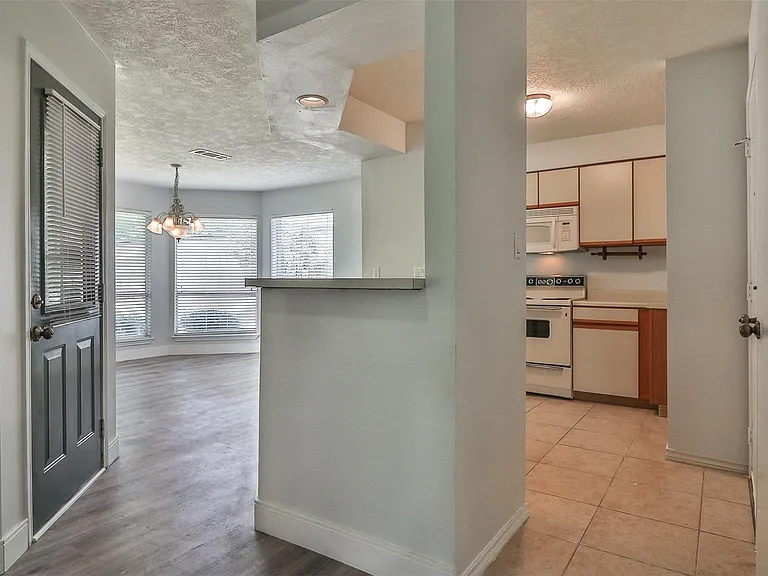 10910 Scenic Dr — Photo 15