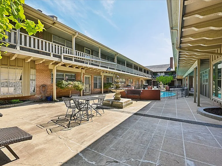 4517 S Peoria Ave #20 — Photo 35