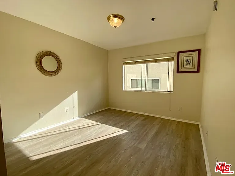 10960 Ashton Ave #306 — Photo 10