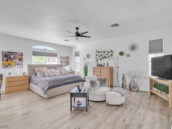 4th image of 2025 Winter Wind St