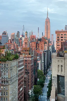 Sold by Sotheby's International Realty | media 17