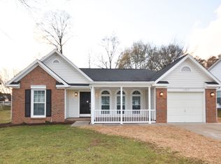 11817 Long Forest Dr, Charlotte, NC 28269