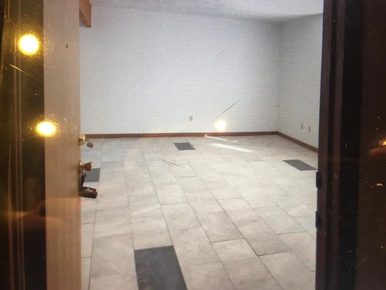 537 Vicksburg Dr #A — Photo 12