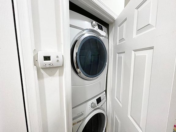 2nd image of 1218 N Hope St #2D