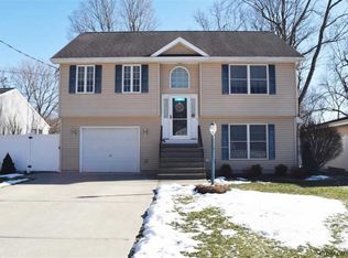 200 N Lake Ave, Petersburg, NY 12180