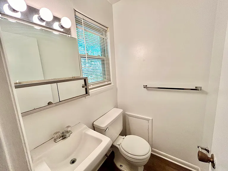 5335 Carolyn Cir — Photo 14