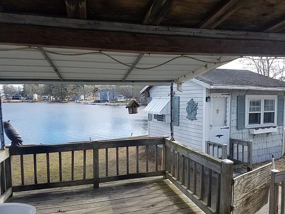 5th image of 69 Agawam Lake Shore Dr